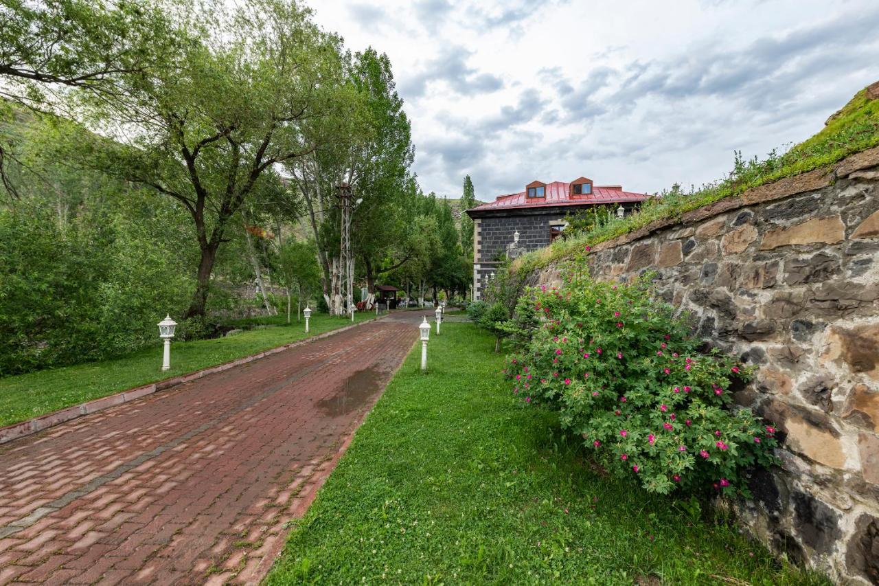 Hotel Katerina Sarayi 1877 Kars Exterior foto